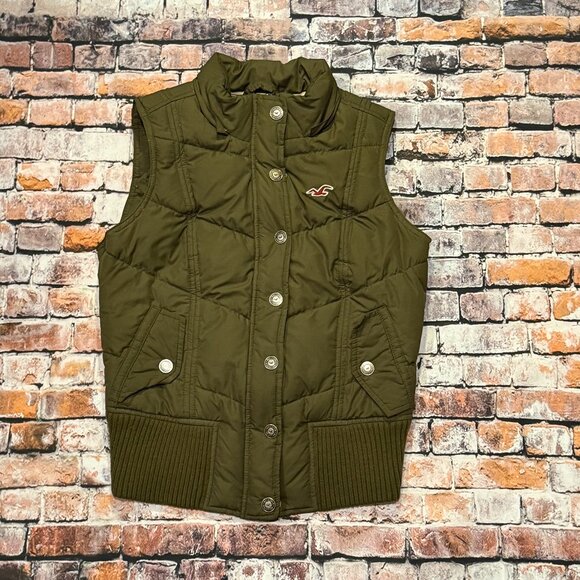 Hollister Olive Green Women's Puffer Vest Size Medium - Picture 1 of 10